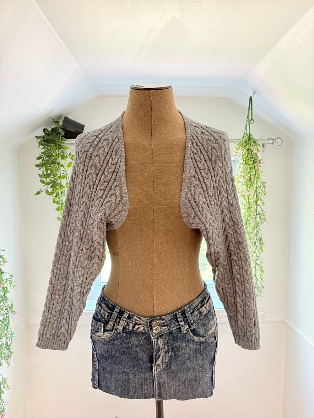 Simons Light Gray Cable-Knit Cropped Shrug